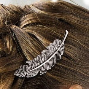 Silver Feather Hair Clip